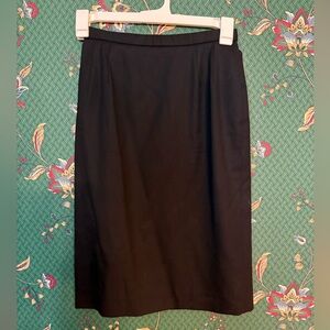 Pendleton Black Pencil Skirt 100% wool- READ